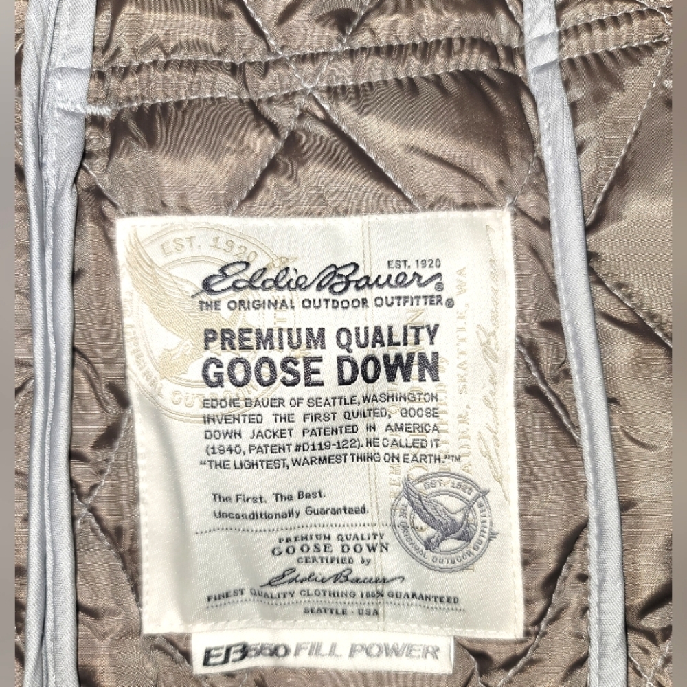 Eddie Bauer silver/gray quilted goose down Sz MT - Picture 10 of 16